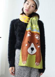 网红小熊围巾的颜色,色彩斑斓——网红小熊围巾色彩盛宴”